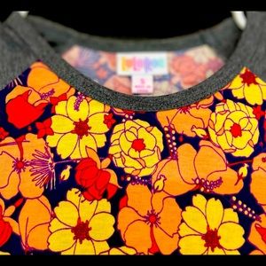 Women’s LuLa Roe Blouse Size Small